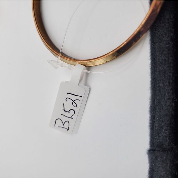 GOLD TONE SAUCER BRACELET B1521 ✨️ - Picture 4 of 4